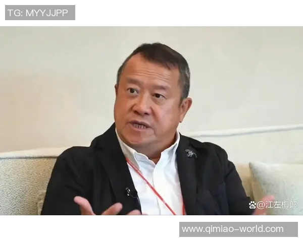 曾志伟与姚明携手高尔夫球场展现运动魅力与友谊精神 曾志伟与姚明携手高尔夫球场展现运动魅力与友谊精神